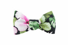 Hawaiian Print Bow Tie